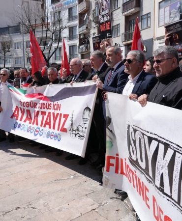 Yalova’da Filistin’e Destek İçin Tek Yürek: “Mazlumun Yanındayız” 8 Yalova’da Filistin’e Destek İçin Tek Yürek: “Mazlumun Yanındayız”