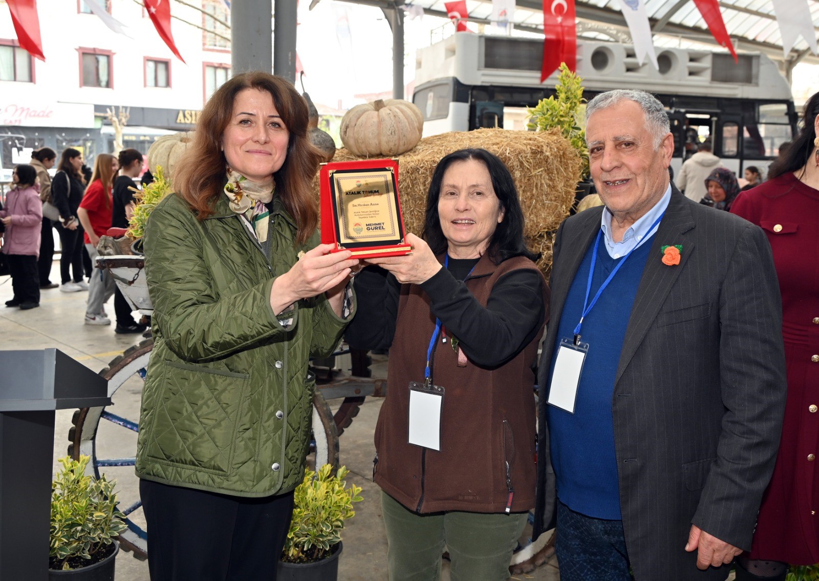 Yalova’da Atalık Tohum Coşkusu: Yerel Tohumlar Takas Edildi, Doğal Üretim Vurgusu Yapıldı 11 Yalova’da Atalık Tohum Coşkusu: Yerel Tohumlar Takas Edildi, Doğal Üretim Vurgusu Yapıldı
