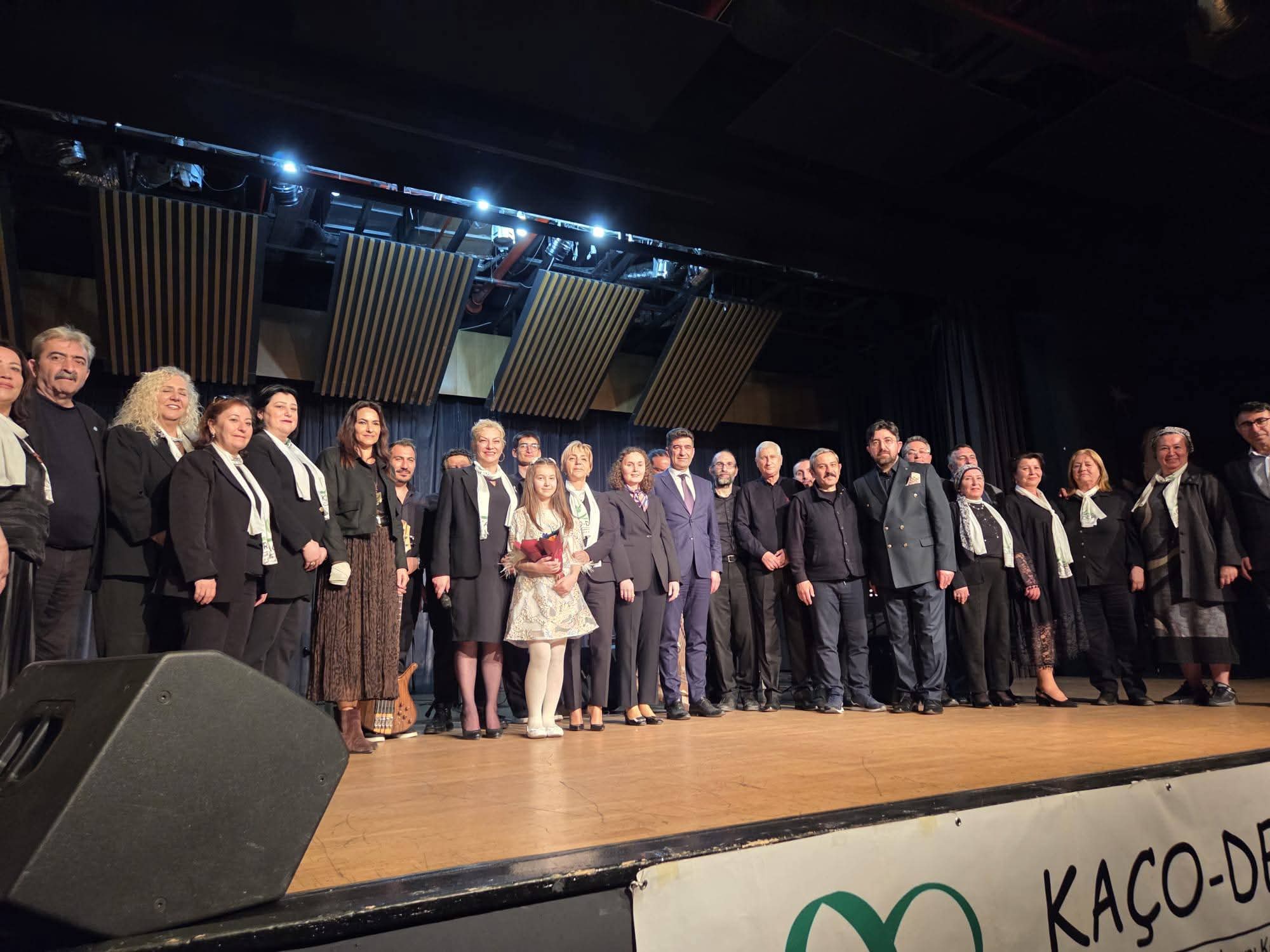 Yalova’da KAÇO-DER’den Anlamlı Dayanışma Gecesi: “Bahar Dalı” Konseri Büyük İlgi Gördü