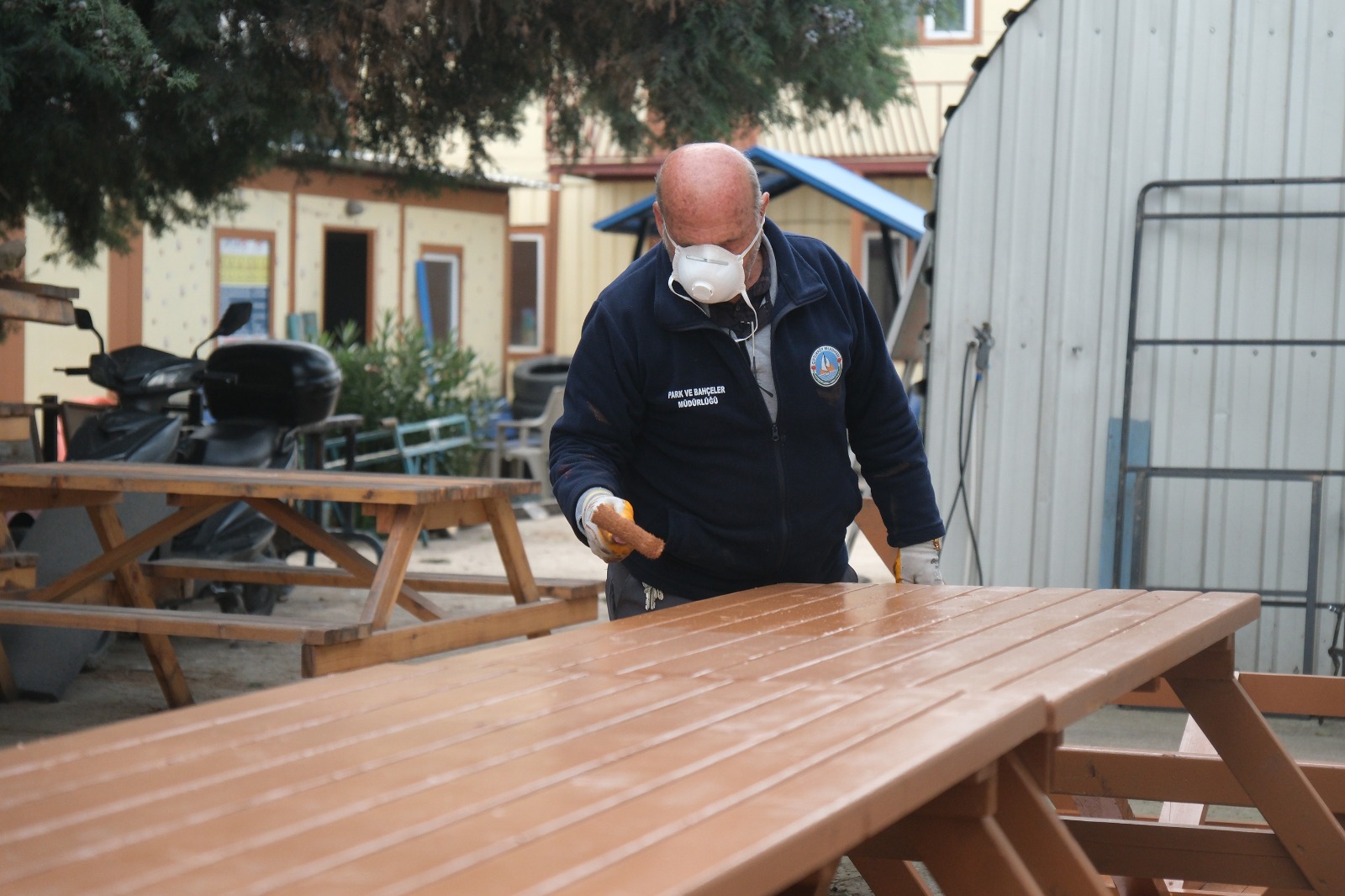 ÇİFTLİKKÖY SAHİLİNDE SEYİR TERASI GENİŞLETİLDİ