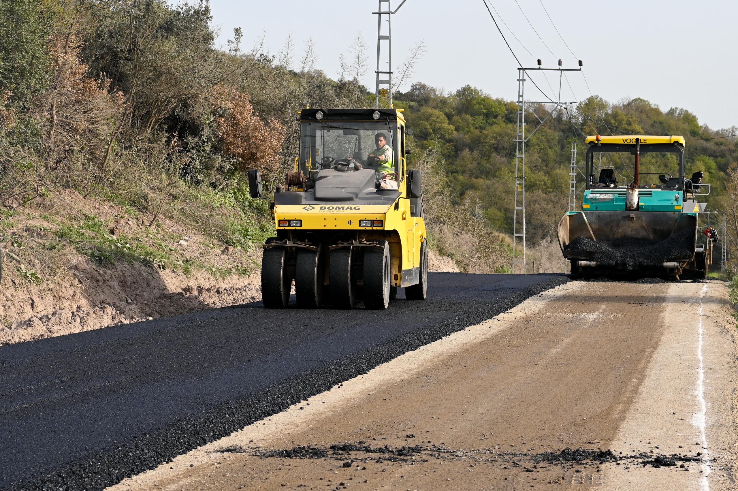Yalova Valisi Usta, Taşköprü–Kılıç Yolu Çalışmalarını Yerinde İnceledi