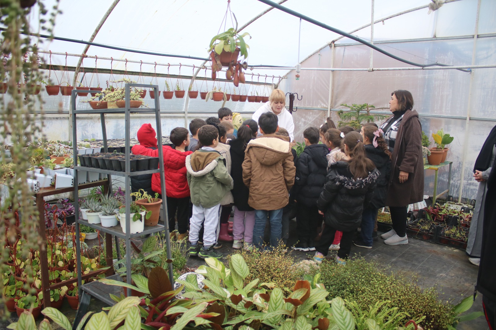 Toprakla Büyüyen Nesil: Öğrenciler Doğayı Deneyimleyerek Öğreniyor