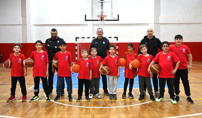 YALOVA BELEDİYESPOR BASKETBOL OKULU’NDA ANTRENMANLAR BAŞLADI