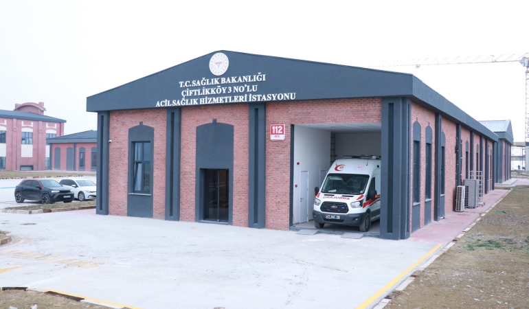 Yalova OSB’de 112 Acil Hizmeti Başladı: Bölgeye 7/24 Sağlık Güvencesi 6 Yalova OSB’de 112 Acil Hizmeti Başladı: Bölgeye 7/24 Sağlık Güvencesi