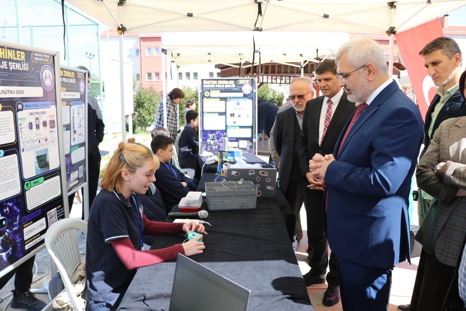 Robotik Proje Şenliği Genç Mucitleri Buluşturdu