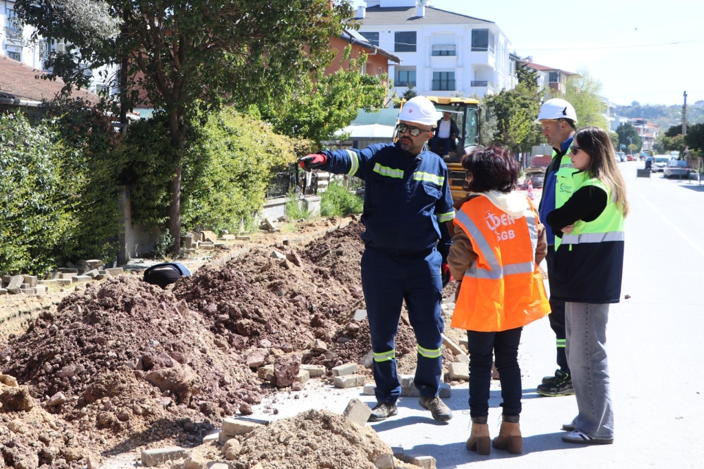 BARBAROS BULVARI’NDA 2. ETAP AYDINLATMA ÇALIŞMALARI BAŞLADI