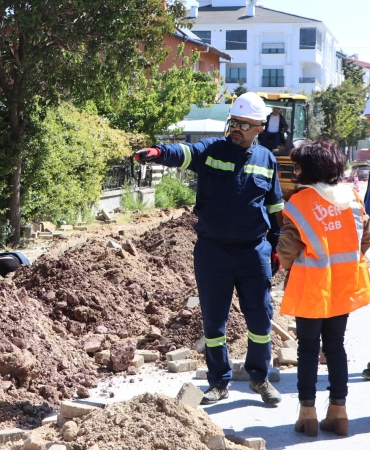 BARBAROS BULVARI’NDA 2. ETAP AYDINLATMA ÇALIŞMALARI BAŞLADI