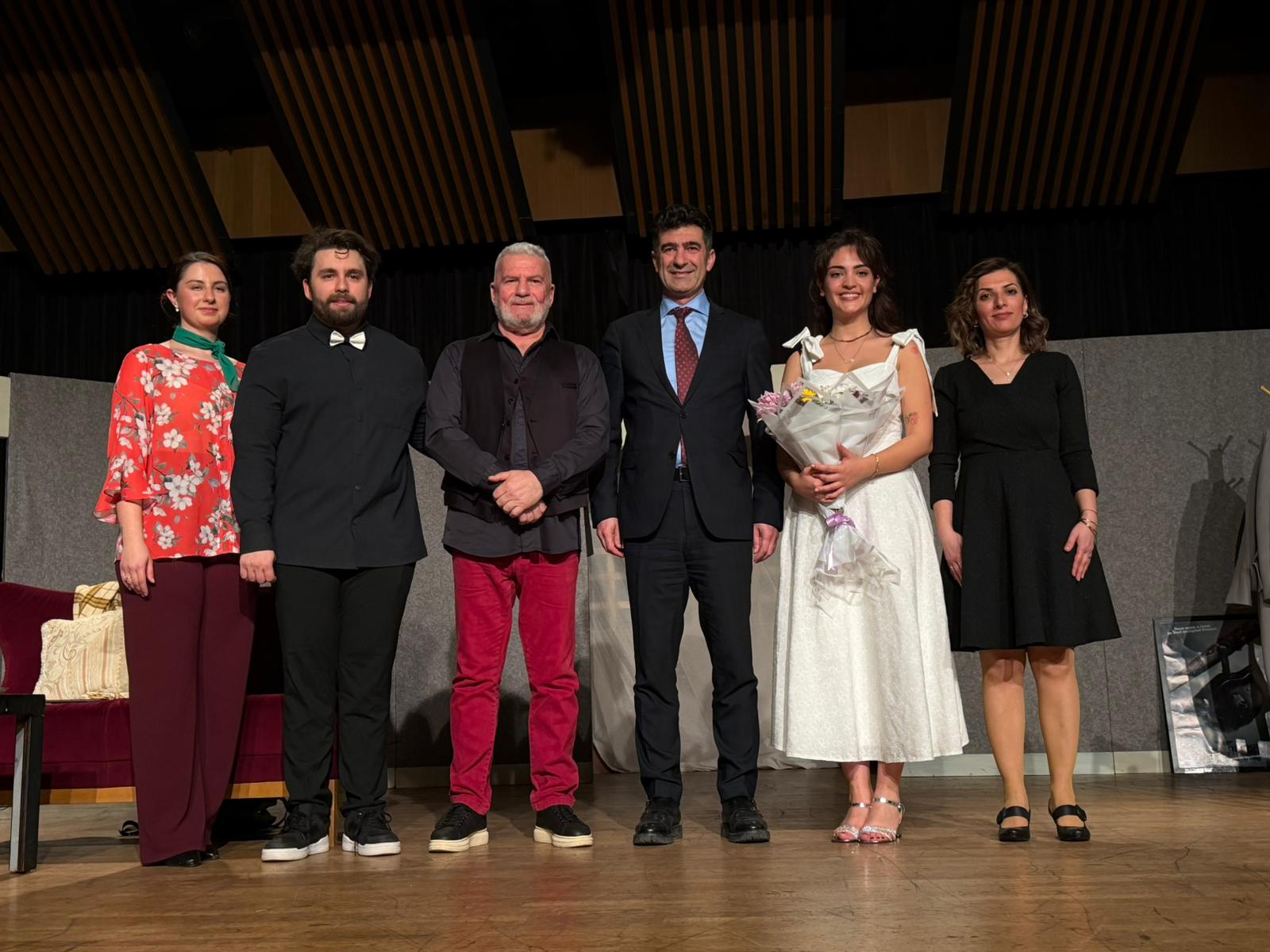 NİSAN AYI İLK TİYATRO ETKİNLİĞİ GERÇEKLEŞTİ 5 NİSAN AYI İLK TİYATRO ETKİNLİĞİ GERÇEKLEŞTİ