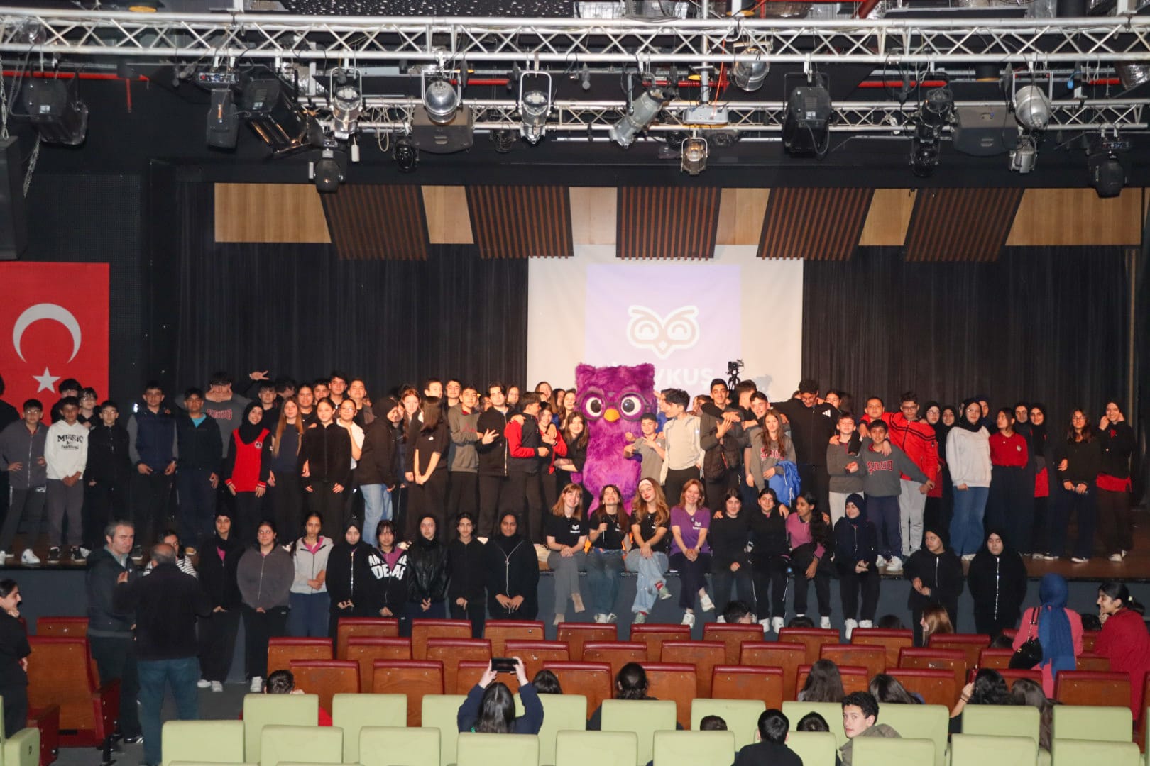 BAYKUŞ LGS EKİBİ YALOVA'DA ÖĞRENCİLERLE BULUŞTU