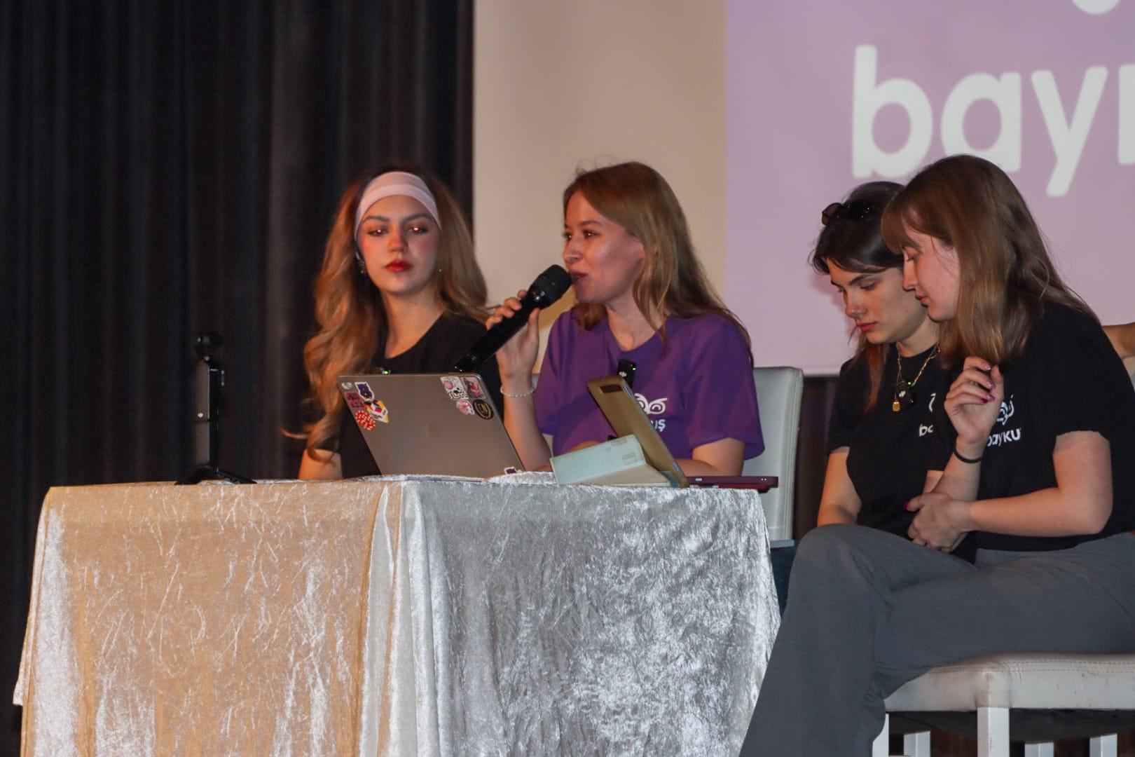 BAYKUŞ LGS EKİBİ YALOVA'DA ÖĞRENCİLERLE BULUŞTU