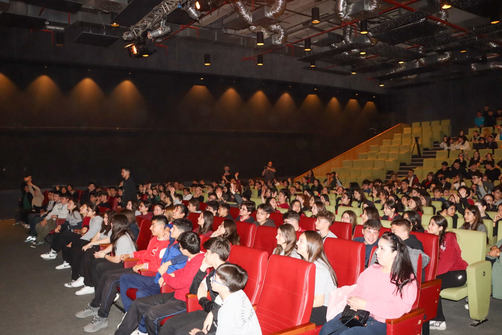 BAYKUŞ LGS EKİBİ YALOVA'DA ÖĞRENCİLERLE BULUŞTU