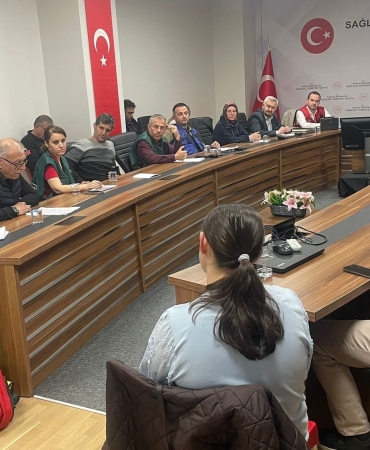 YALOVA EĞİTİM VE ARAŞTIRMA HASTANESİ’NDE HAP MASA BAŞI TATBİKATI GERÇEKLEŞTİRİLDİ