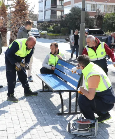 ÇİFTLİKKÖY SAHİLİNDE SEYİR TERASI GENİŞLETİLDİ