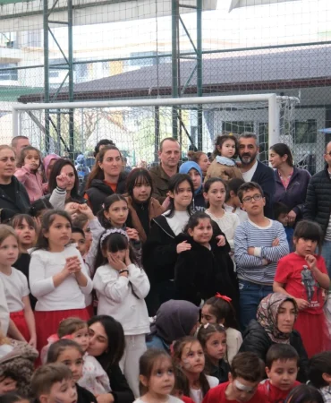 ÇİFTLİKKÖYLÜ ÇOCUKLAR 23 NİSAN ŞENLİĞİ’NDE EĞLENDİ