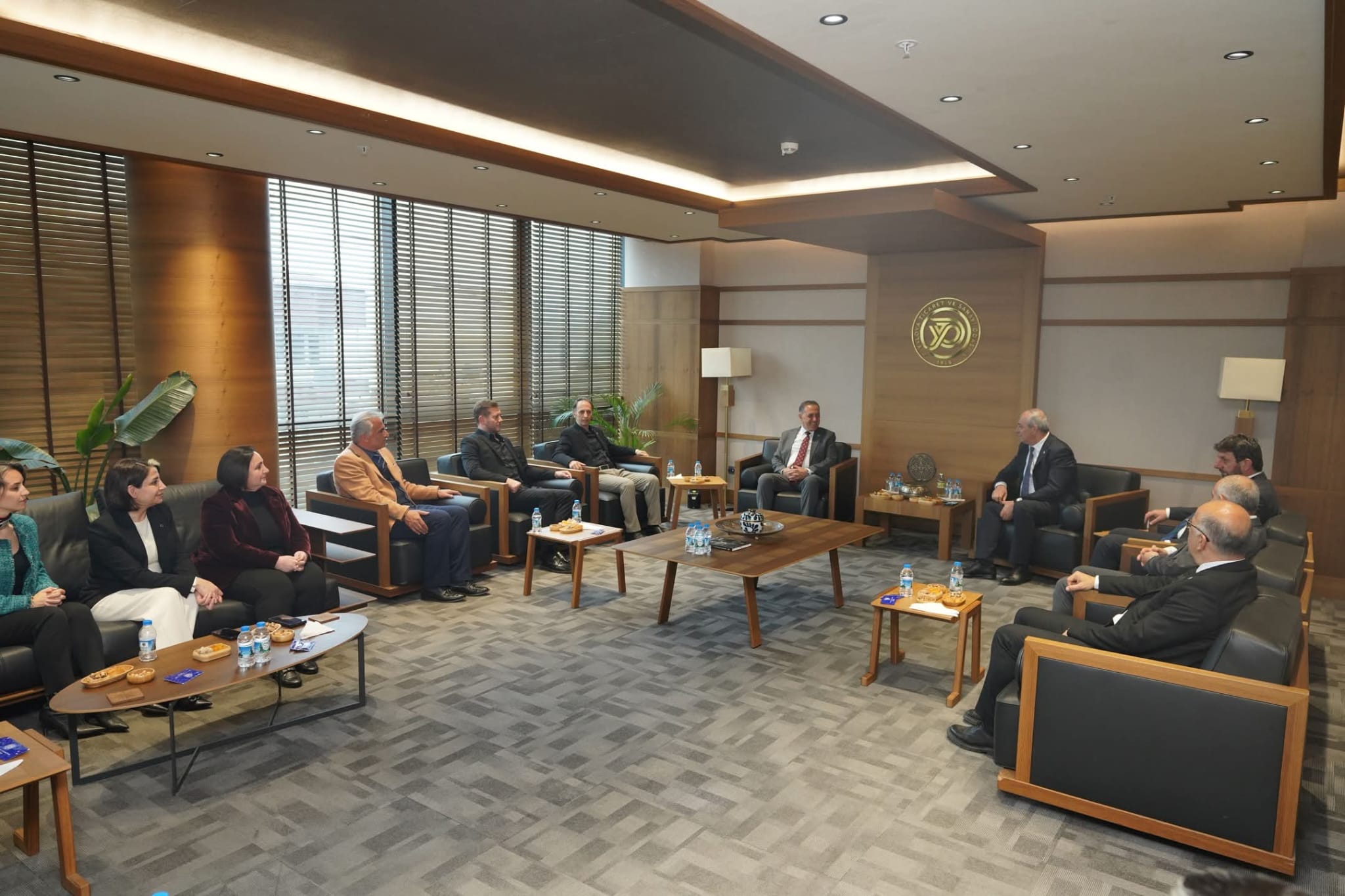 Yalova Valisi Dr. Ahmet Hamdi Usta’dan YTSO’ya İade-i Ziyaret: Ekonomik İş Birliği ve Girişimcilik Vurgusu