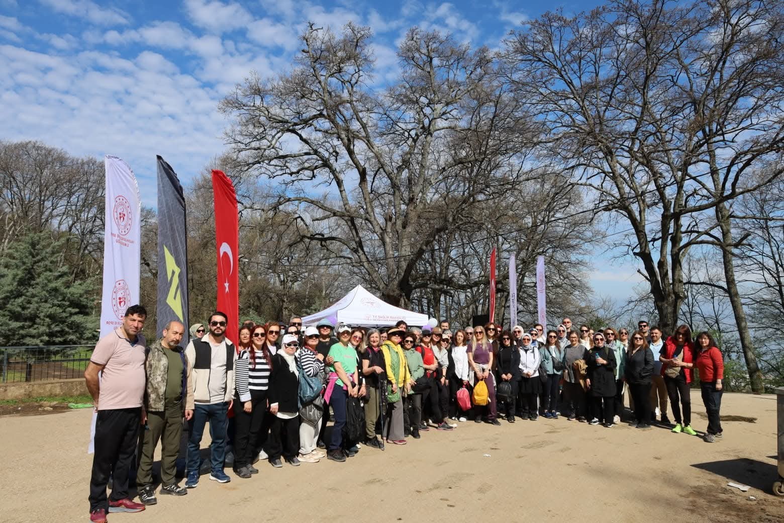 YALOVA’DA DÜNYA SAĞLIK GÜNÜ’NE ÖZEL 5,5 KİLOMETRELİK YÜRÜYÜŞ DÜZENLENDİ 4 YALOVA’DA DÜNYA SAĞLIK GÜNÜ’NE ÖZEL 5,5 KİLOMETRELİK YÜRÜYÜŞ DÜZENLENDİ