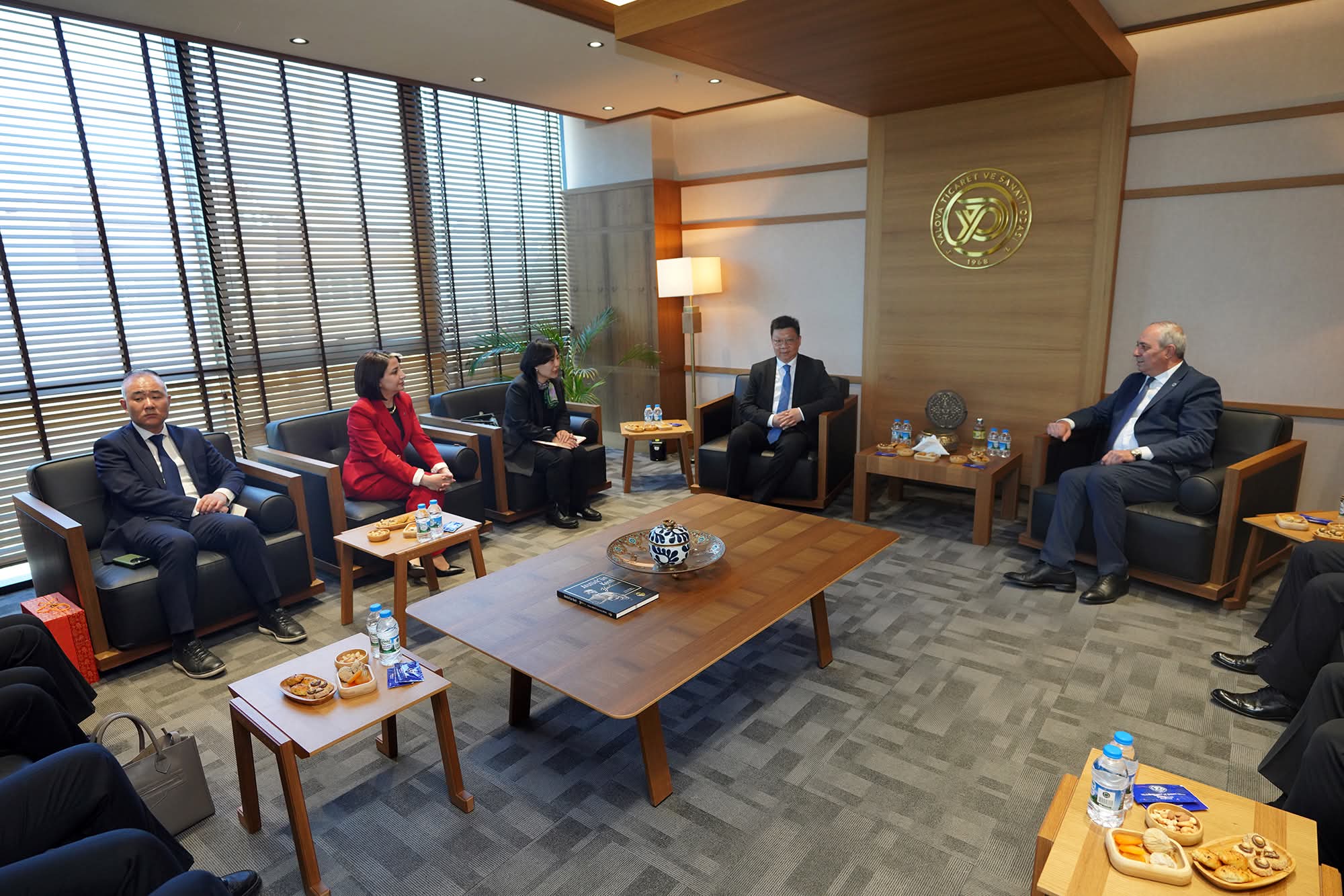 Çin İstanbul Başkonsolosu Wei Xiaodong’dan YTSO’ya Ziyaret: Ticaret ve Yatırım İş Birlikleri Masaya Yatırıldı