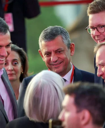 Özgür Özel Barselona’da Dünya Liderleriyle Buluştu: “Demokratlar Otokrasiye Karşı Birleşiyor”