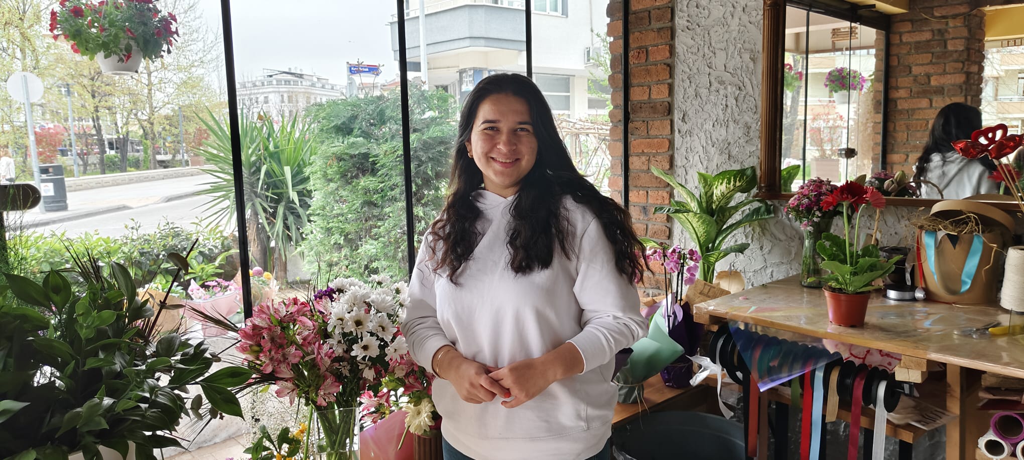 Yalova’da Çiçek Sektörüne Yeni Nefes: Betül’s Flowers Hizmete Açıldı