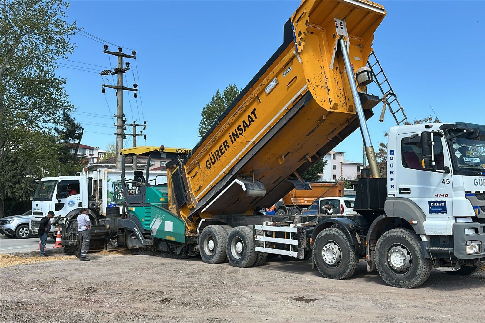 ÇİFTLİKKÖY’DE ASFALTLAMA ÇALIŞMALARI BAŞLIYOR