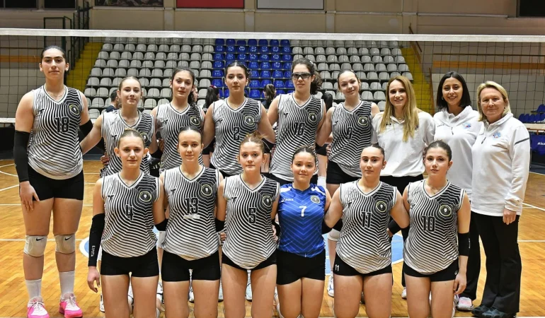 FİLEDE ÇİFTLİKKÖY’ÜN YILDIZ KIZLARI YARI FİNAL ETABI İÇİN PARKEDE