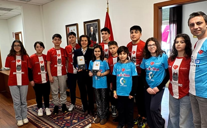 Avrupa’da Büyük Başarı: Mehmet Akif’ten Çifte Ödül, Şampiyonluk Yalova’ya Geldi