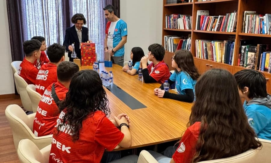 Avrupa’da Büyük Başarı: Mehmet Akif’ten Çifte Ödül, Şampiyonluk Yalova’ya Geldi