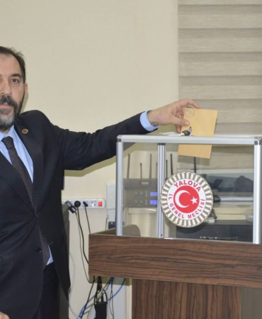 Hasan Soygüzel Yeniden Yalova İl Genel Meclisi Başkanı Seçildi