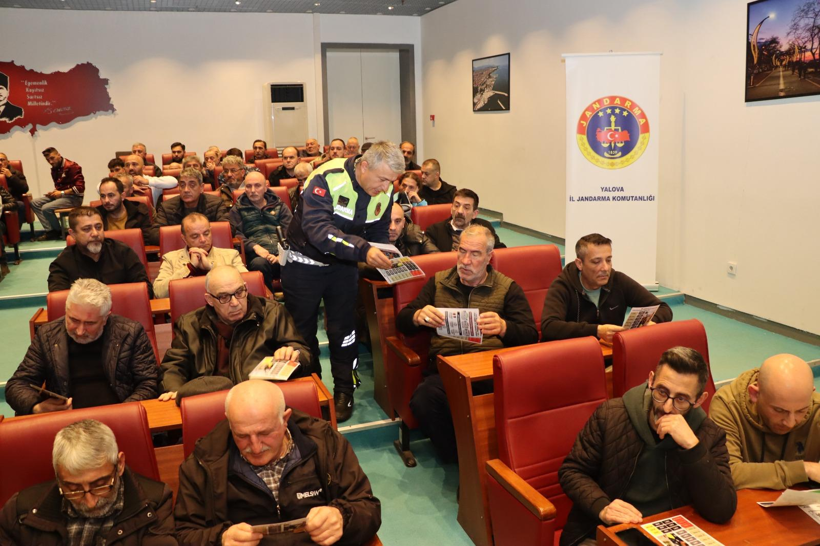 Yalova’da Toplu Taşıma Şoförlerine Eğitim: Hizmet Kalitesi ve Trafik Güvenliği Artırılıyor