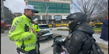 225 Motosiklet Sürücüsüne Trafik Güvenliği Eğitimi