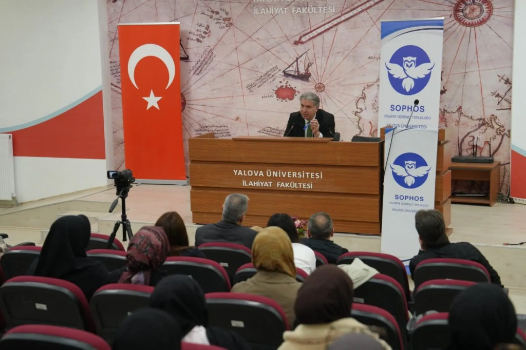 “Cevapsız Soru Kalmayacak” Söyleşisinde Rektör Bahçekapılı Öğrencilerle Buluştu