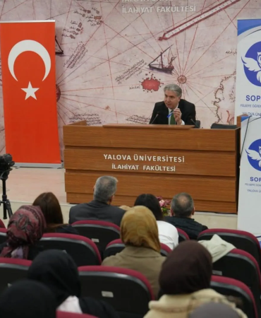 “Cevapsız Soru Kalmayacak” Söyleşisinde Rektör Bahçekapılı Öğrencilerle Buluştu