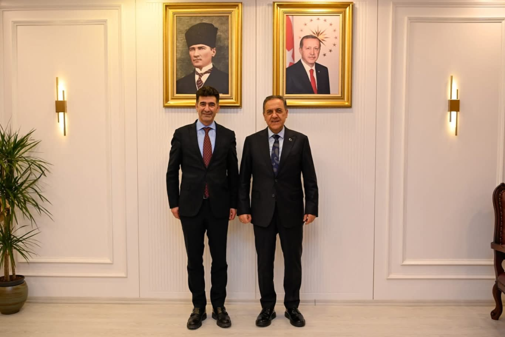Yalova Belediye Başkan Yardımcısı Mesut Tutuğ ve İş İnsanı Fatih Tutuğ’dan Vali Ahmet Hamdi Usta’ya Ziyaret