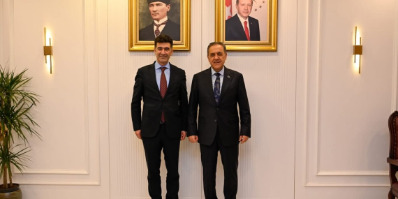 Yalova Belediye Başkan Yardımcısı Mesut Tutuğ ve İş İnsanı Fatih Tutuğ’dan Vali Ahmet Hamdi Usta’ya Ziyaret