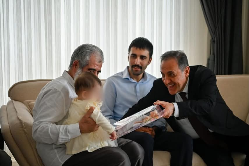 Yalova Valisi Usta’dan DEAŞ Operasyonunda Yaralanan Polislere Moral Ziyareti