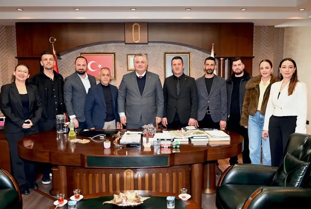 Yalova Esnaf Odası’ndan Belediye Başkanı Mehmet Gürel’e Ziyaret: Esnafın Talepleri Masaya Yatırıldı 5 Yalova Esnaf Odası’ndan Belediye Başkanı Mehmet Gürel’e Ziyaret: Esnafın Talepleri Masaya Yatırıldı