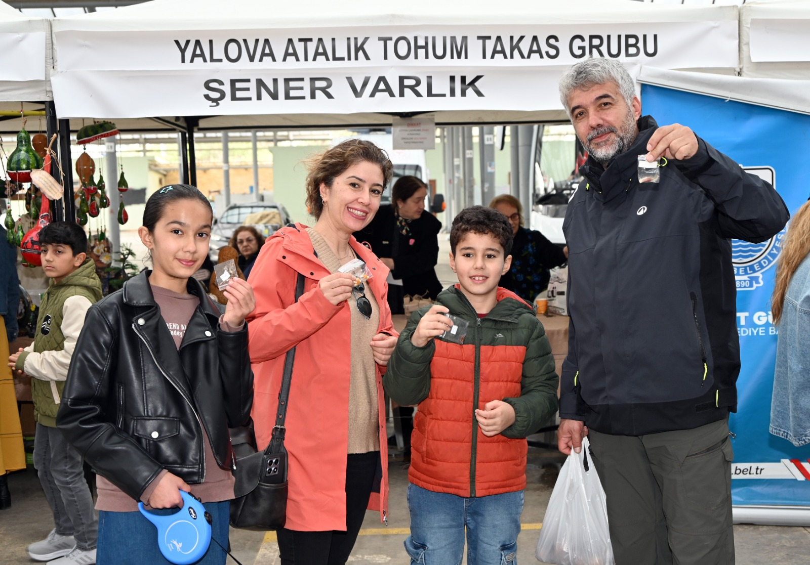 Yalova’da Atalık Tohum Coşkusu: Yerel Tohumlar Takas Edildi, Doğal Üretim Vurgusu Yapıldı 12 Yalova’da Atalık Tohum Coşkusu: Yerel Tohumlar Takas Edildi, Doğal Üretim Vurgusu Yapıldı