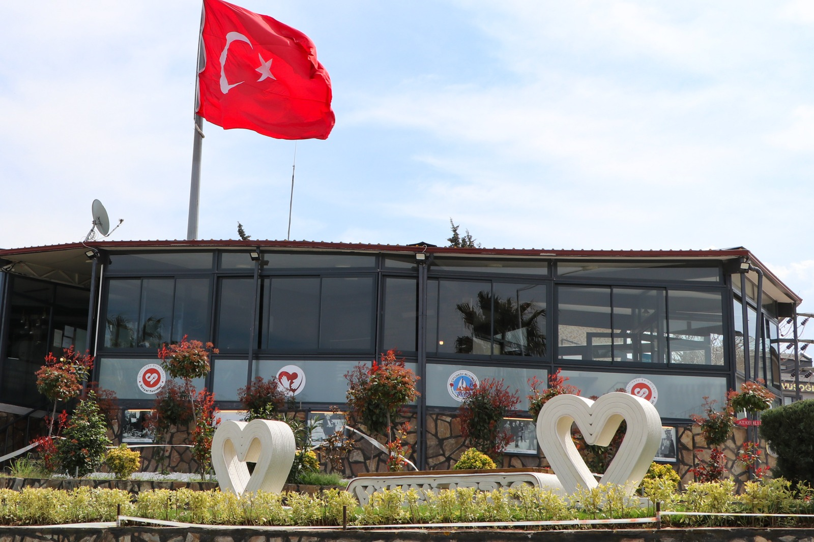 ÇİFTLİKKÖY’DE FOTOĞRAF ÇEKİLME NOKTALARI İLGİ GÖRÜYOR