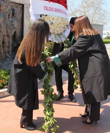 Yalova Barosu Başkanı Av. Elif Turnacı Çavuş’tan Avukatlar Günü Mesajı: “Savunma Varsa Adalet Vardır”