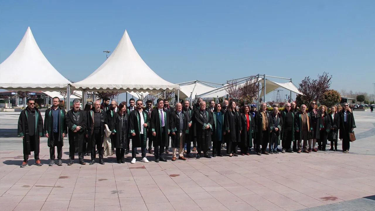 Yalova Barosu Başkanı Av. Elif Turnacı Çavuş’tan Avukatlar Günü Mesajı: “Savunma Varsa Adalet Vardır”