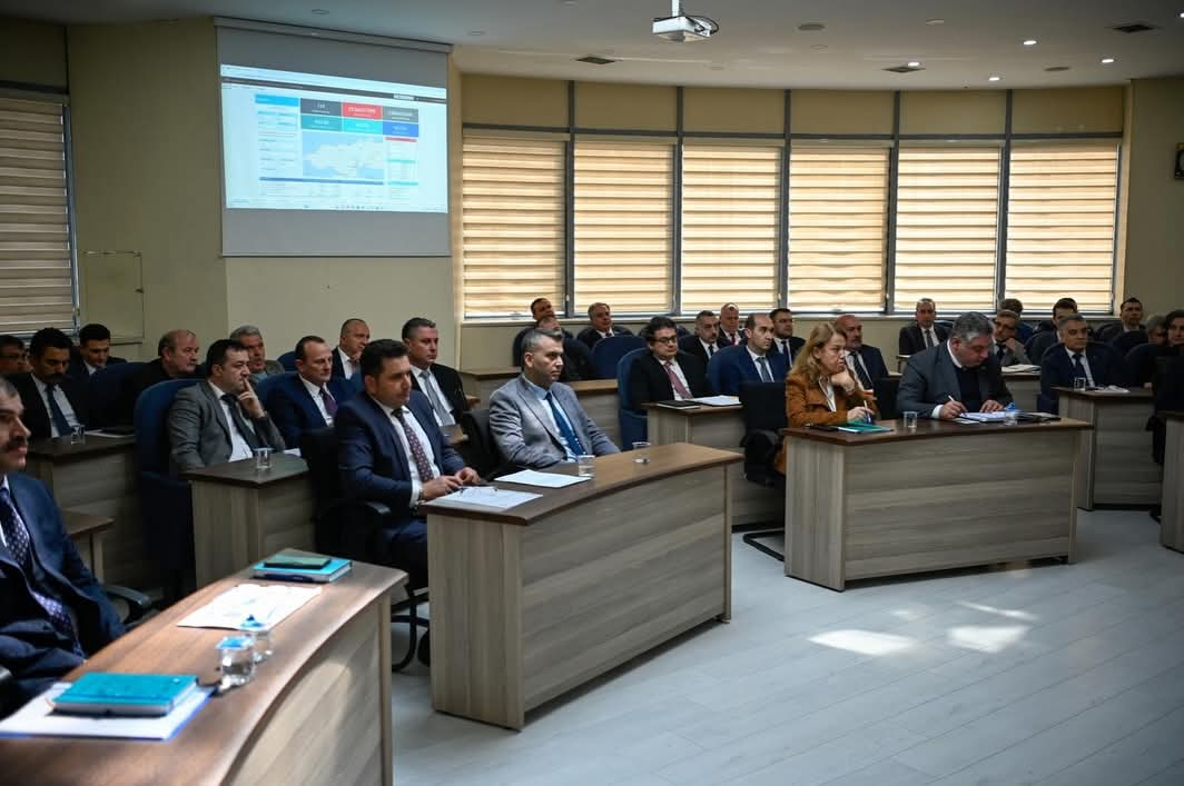 Yalova’da 2026’nın Yol Haritası Belirlendi: İl Koordinasyon Kurulu Toplandı 5 Yalova’da 2026’nın Yol Haritası Belirlendi: İl Koordinasyon Kurulu Toplandı
