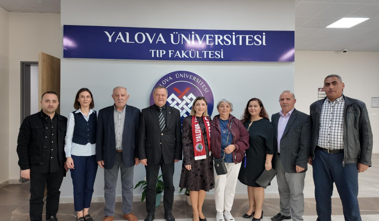 Yalova Tokatlılar Derneği’nden YAÜ Tıp Fakültesi Dekanlığına Anlamlı Ziyaret