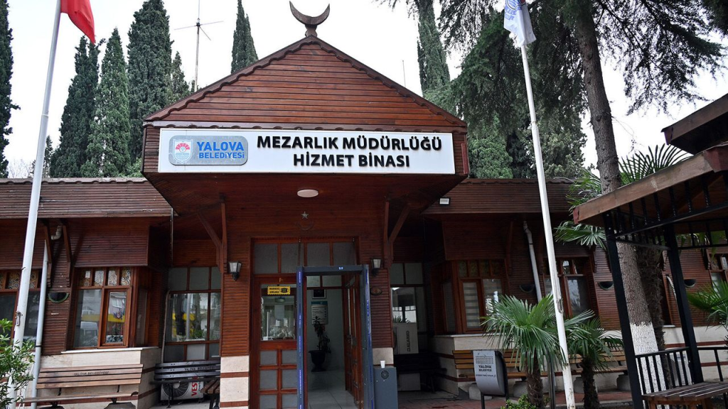 Yalova Belediyesi Mezarlıklar Müdürlüğü’nden Örnek Hizmet: 2026’nın İlk 3 Ayında 365 Cenazeye Destek