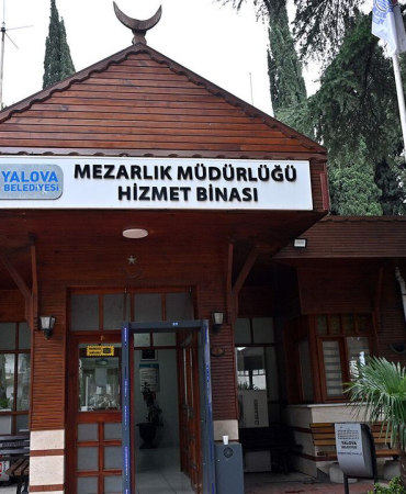Yalova Belediyesi Mezarlıklar Müdürlüğü’nden Örnek Hizmet: 2026’nın İlk 3 Ayında 365 Cenazeye Destek