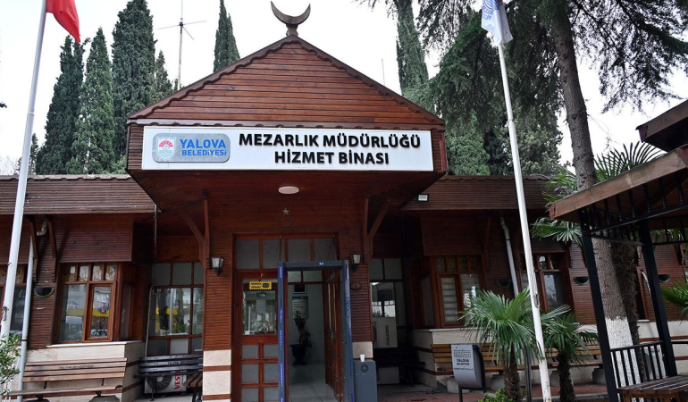 Yalova Belediyesi Mezarlıklar Müdürlüğü’nden Örnek Hizmet: 2026’nın İlk 3 Ayında 365 Cenazeye Destek