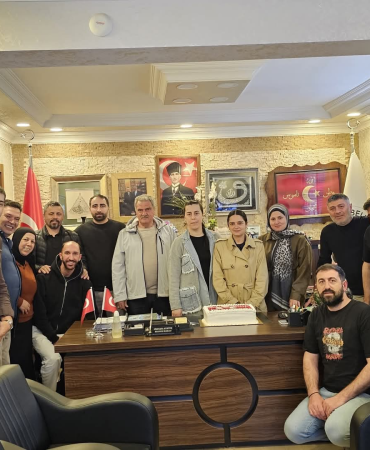 Teşvikiye Belediye Başkanı Mustafa Nurten’e Anlamlı Doğum Günü Sürprizi