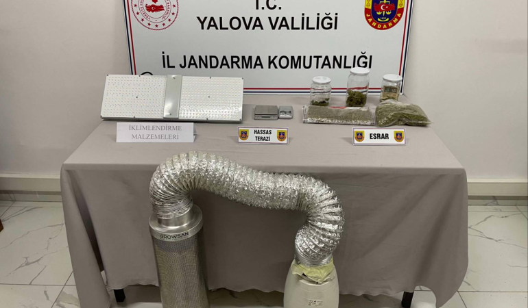 Yalova’da Uyuşturucu Operasyonu: İklimlendirme Sistemiyle Üretim Yapan Şüpheliler Yakalandı 6 Yalova’da Uyuşturucu Operasyonu: İklimlendirme Sistemiyle Üretim Yapan Şüpheliler Yakalandı