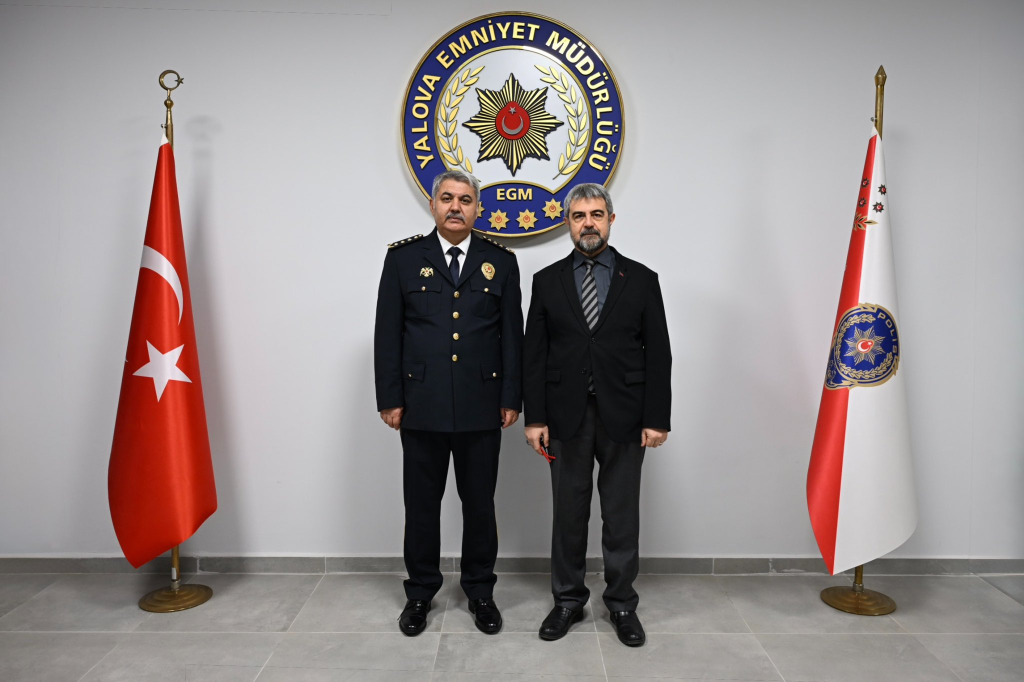 Yalova’da Polis Haftası’nda Anlamlı Ziyaretler: İl Emniyet Müdürü Yılmaz Delen’e Tebrik Akını