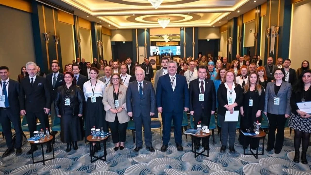 Yalova’da İklim Dostu Ulaşım Hamlesi: Başkan Mehmet Gürel COP Yalova Konferansı’nı Değerlendirdi