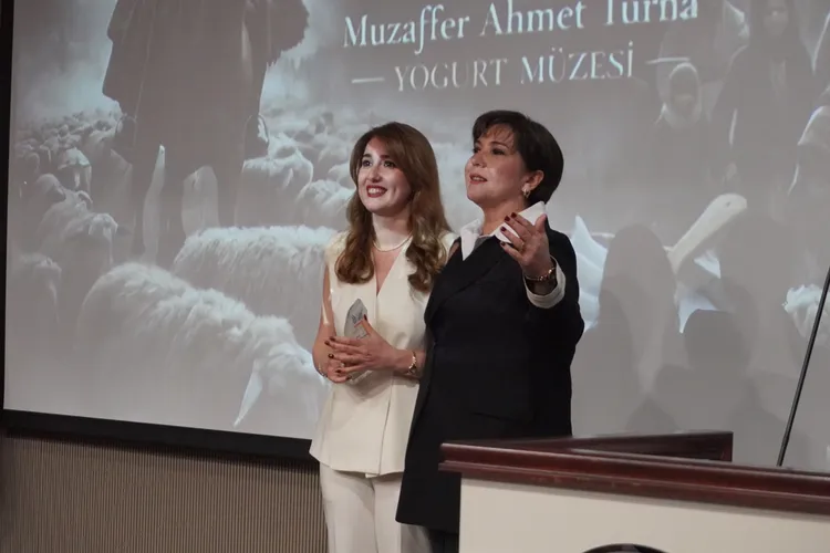 Yalova’da Kültürel Mirasın İzinde: Yoğurdun Tarihi Belgeselle Geleceğe Taşındı 8 Yalova’da Kültürel Mirasın İzinde: Yoğurdun Tarihi Belgeselle Geleceğe Taşındı